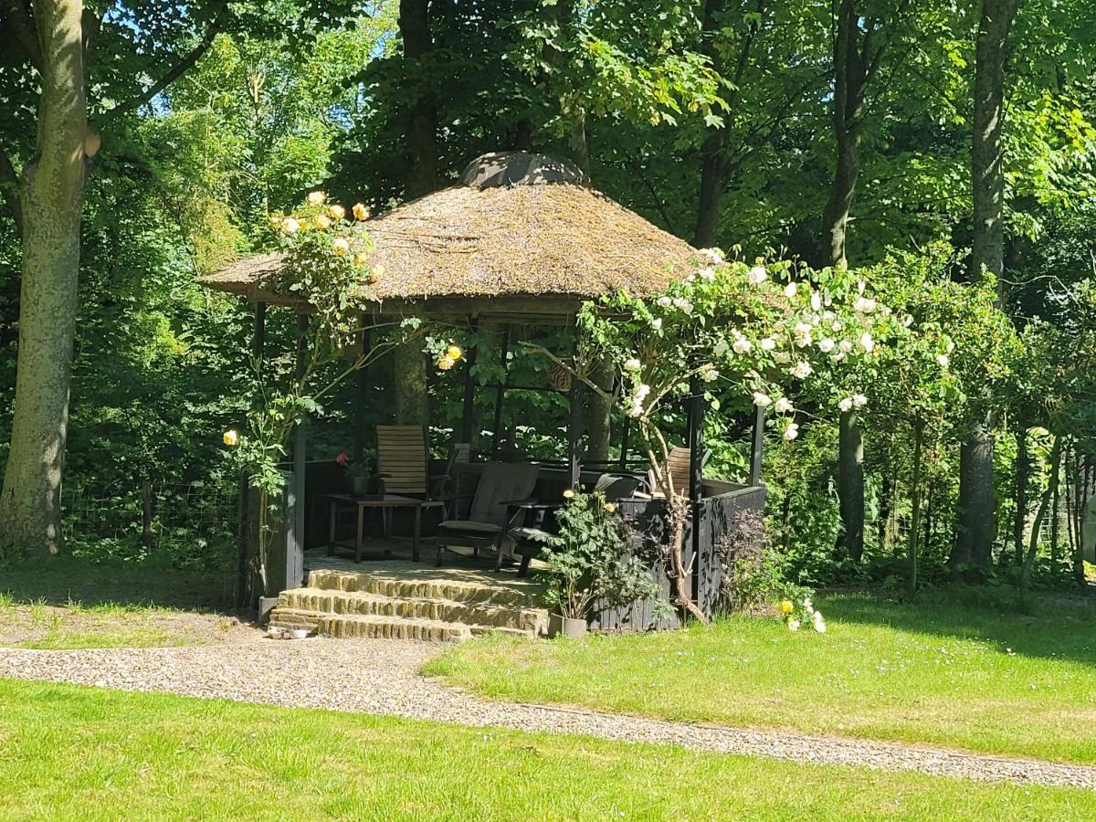 Bed and Breakfast Pastorie Waaxens Esterno foto